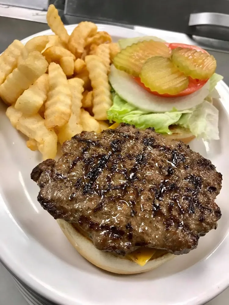 Cheeseburger with Fries